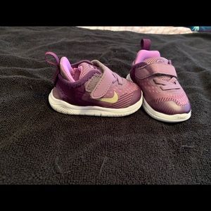 Baby girl Nike Free size 3C